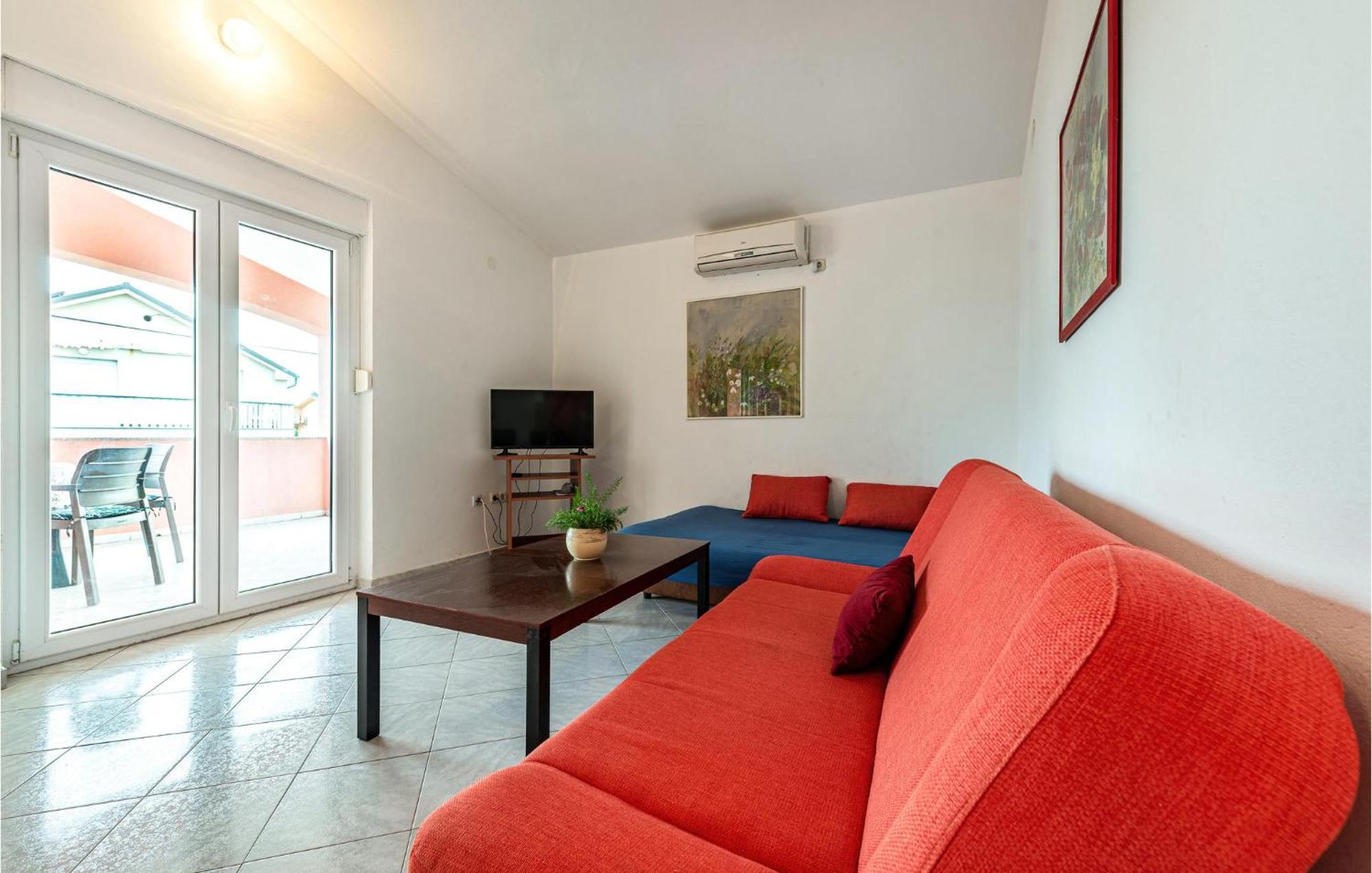 Beautiful Apartment In Vir With Wifi Екстериор снимка